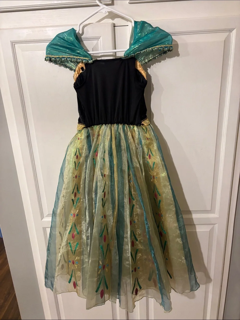 Disneys Anna Coronation Dress Green and Black Princess Costume Dress Sz 5/6